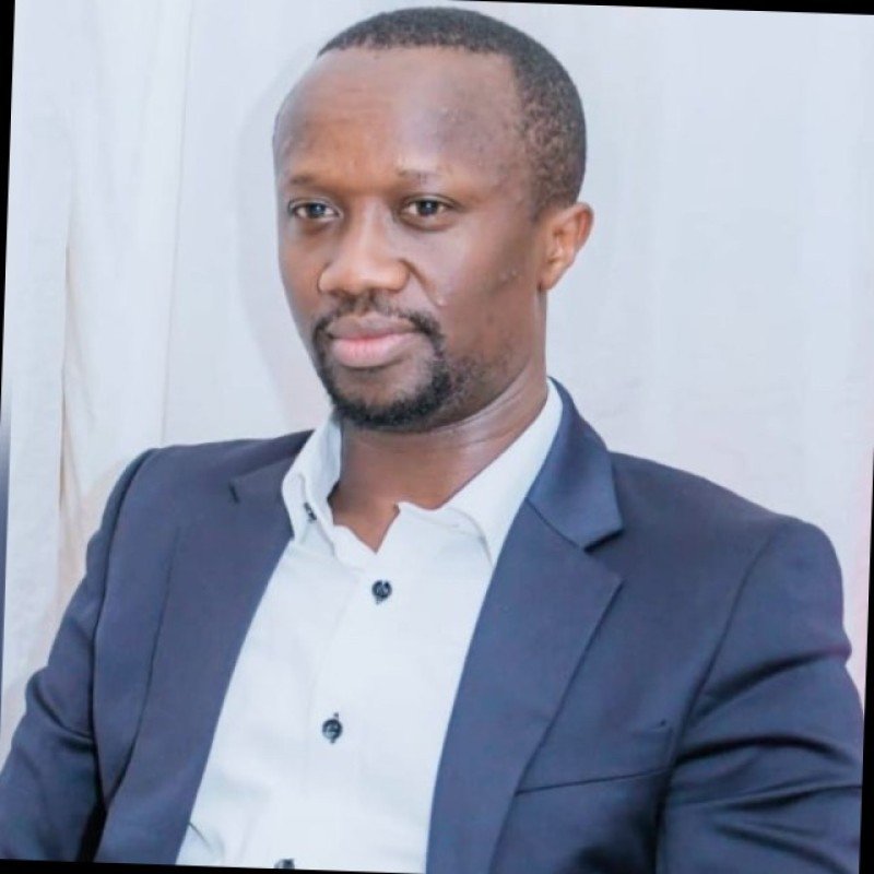 Dr Evariste NTARYAMIRA